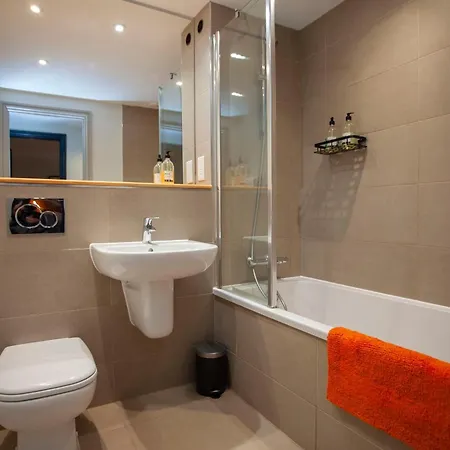 아파트 Higgihaus Cabot Mews #29 Fantastic Location *